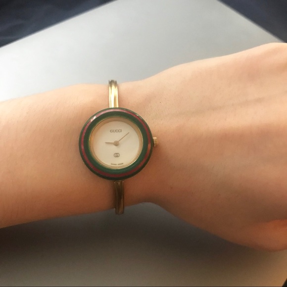 *SOLD* Authentic Gucci Bezel Watch - Picture 10 of 10